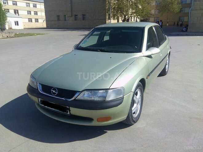 Opel Vectra 1996, 233,000 km - 1.8 l - Bakı
