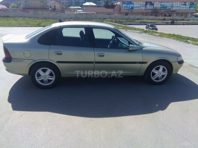 Opel Vectra 1996, 233,000 km - 1.8 l - Bakı