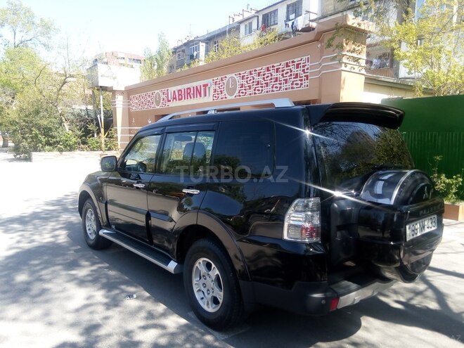 Mitsubishi Pajero 2007, 143,000 km - 3.0 л - Bakı