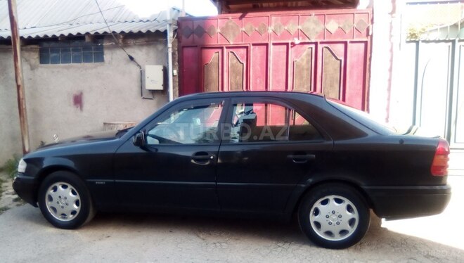 Mercedes C 180 1994, 324,000 km - 1.8 l - Bakı