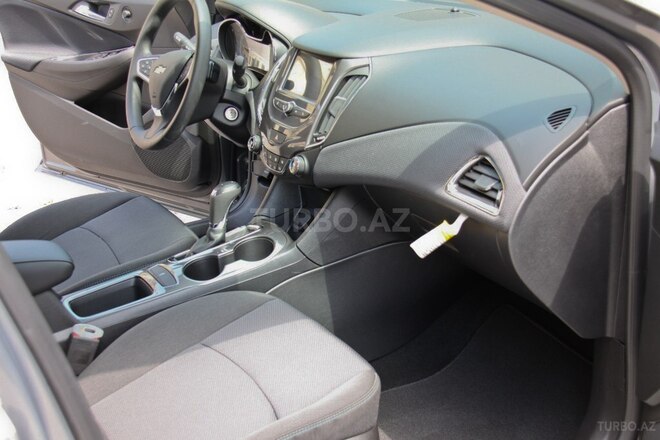 Chevrolet Cruze 2018, 999 km - 1.4 l - Bakı