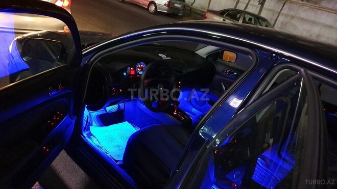 Volkswagen Passat 2002, 286,000 km - 1.8 l - Bakı