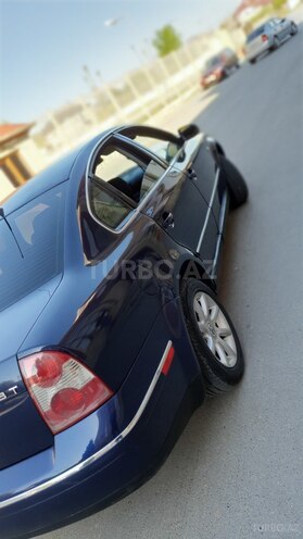 Volkswagen Passat 2002, 286,000 km - 1.8 l - Bakı