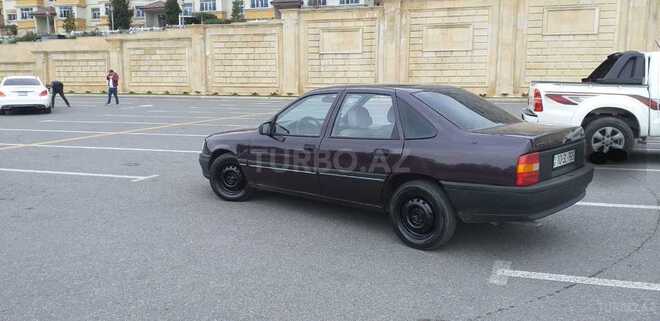 Opel Vectra 1993, 284,000 km - 1.8 l - Bakı