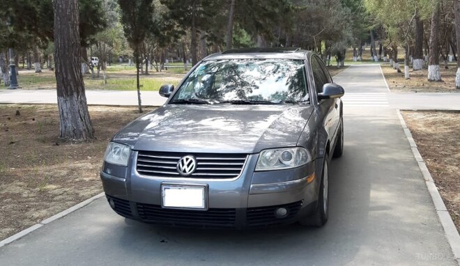 Volkswagen Passat 2004, 165,000 km - 1.8 l - Xırdalan