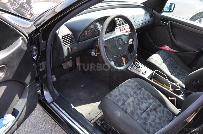 Mercedes C 180 1998, 398,000 km - 1.8 л - Bakı