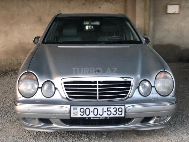 Mercedes E 240 2001, 218,325 km - 2.6 l - Bakı
