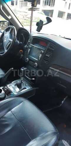 Mitsubishi Pajero 2011, 110,000 km - 3.5 l - Bakı