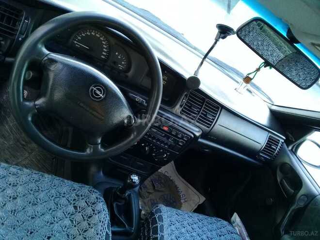 Opel Vectra 1997, 311,000 km - 1.6 l - Bakı