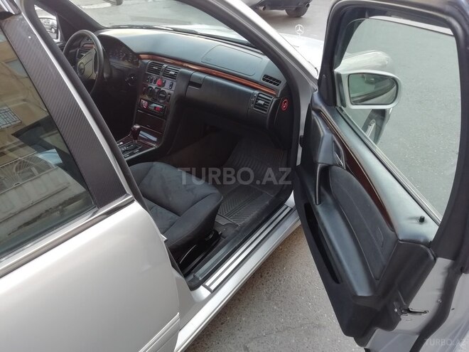 Mercedes E 280 1996, 366,800 km - 2.8 л - Bakı