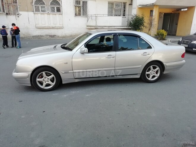 Mercedes E 280 1996, 366,800 km - 2.8 л - Bakı