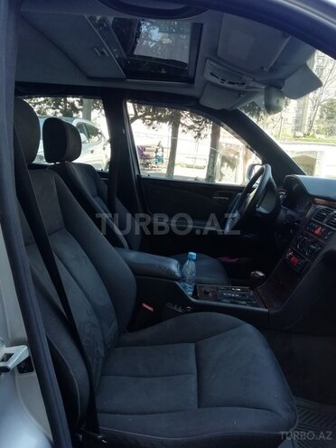 Mercedes E 280 1996, 366,800 km - 2.8 л - Bakı