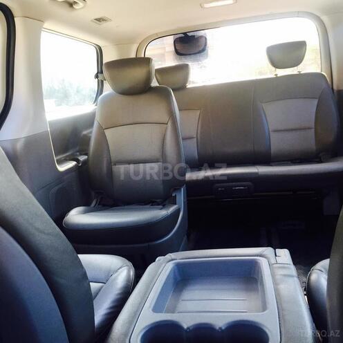 Hyundai H-1 2009, 298,000 km - 2.5 l - Bakı
