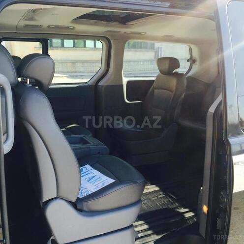 Hyundai H-1 2009, 298,000 km - 2.5 l - Bakı