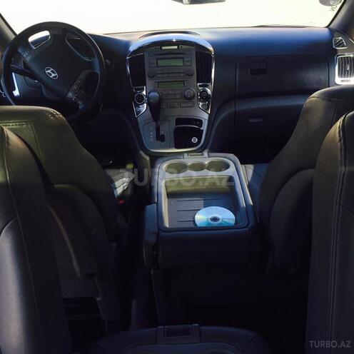 Hyundai H-1 2009, 298,000 km - 2.5 l - Bakı