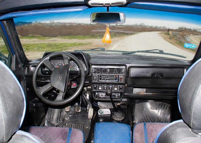 LADA (VAZ) Niva 2014, 105,210 km - 1.7 l - Salyan