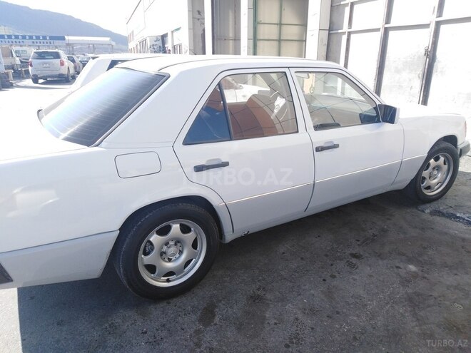Mercedes 200 1986, 293,227 km - 0.2 л - Bakı