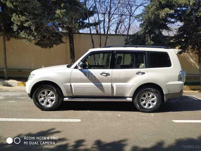 Mitsubishi Pajero 2009, 150,000 km - 3.0 l - Bakı