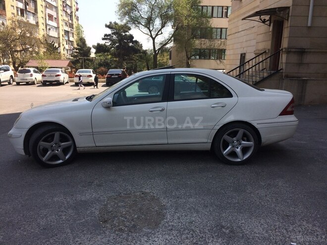 Mercedes C 240 2002, 300,000 km - 2.4 l - Bakı