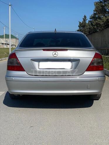 Mercedes E 220 2002, 279,550 km - 2.2 l - Bakı