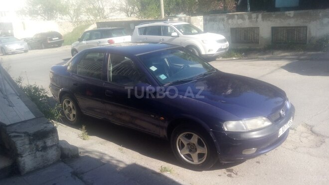 Opel Vectra 1997, 300,000 km - 1.8 l - Bakı