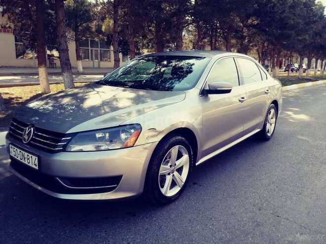Volkswagen Passat 2013, 132,300 km - 2.5 л - Sumqayıt