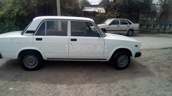 LADA (VAZ) 2107 1984, 888,880 km - 1.6 l - Göyçay