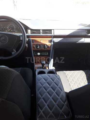 Mercedes E 220 1994, 505,000 km - 2.2 l - Xırdalan