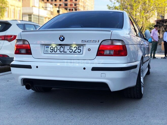 BMW 525 2000, 290,000 km - 2.5 l - Bakı