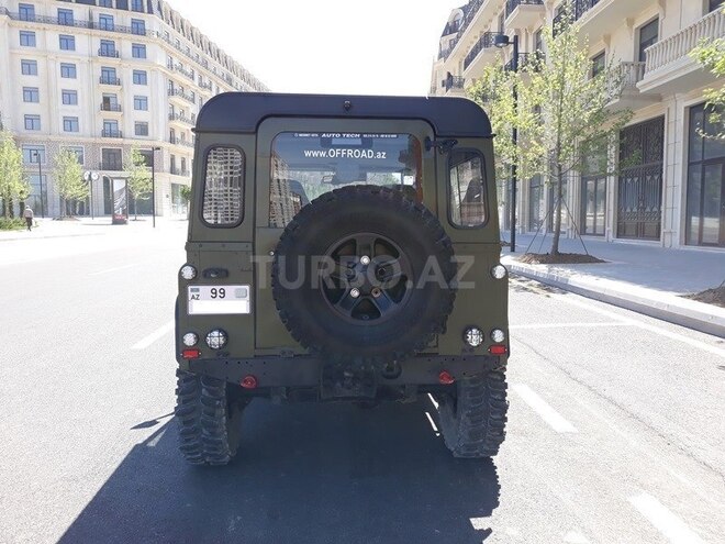 Land Rover Defender 1999, 133,000 km - 2.5 l - Bakı
