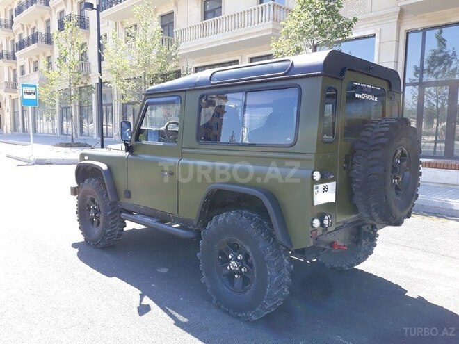 Land Rover Defender 1999, 133,000 km - 2.5 l - Bakı
