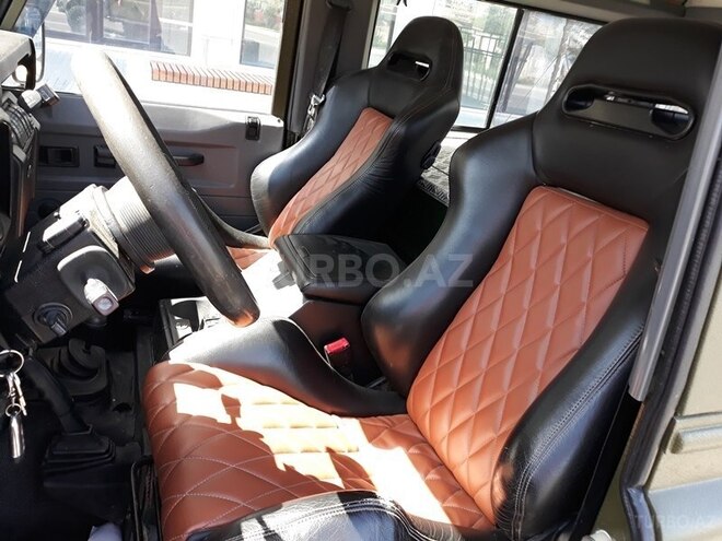 Land Rover Defender 1999, 133,000 km - 2.5 l - Bakı