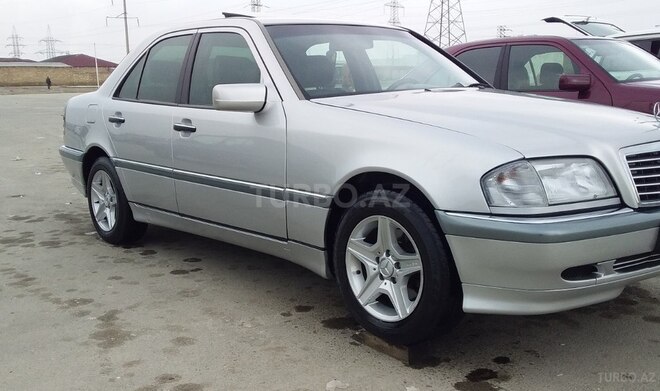 Mercedes C 200 1999, 265,000 km - 2.0 л - Bakı