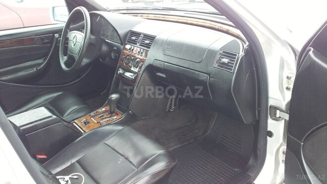 Mercedes C 200 1999, 265,000 km - 2.0 л - Bakı