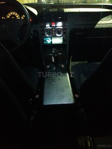 Mercedes C 220 1995, 431,000 km - 2.2 l - Sumqayıt