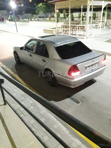 Mercedes C 220 1995, 431,000 km - 2.2 l - Sumqayıt