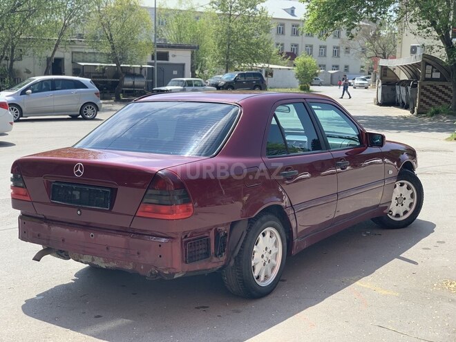 Mercedes C 180 1999, 351,000 km - 1.8 l - Bakı