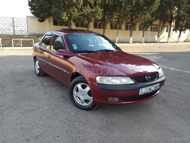 Opel Vectra 1998, 192,455 km - 1.6 l - Qazax