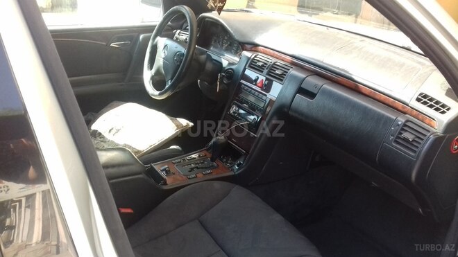 Mercedes E 200 1997, 279,253 km - 2.0 l - Şəmkir