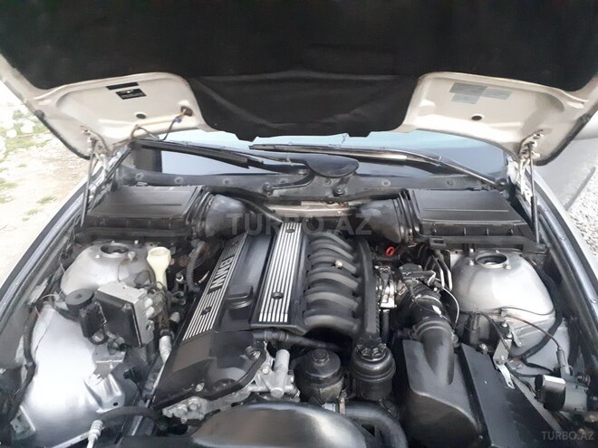 BMW 528 1999, 350,000 km - 2.8 л - Şəmkir