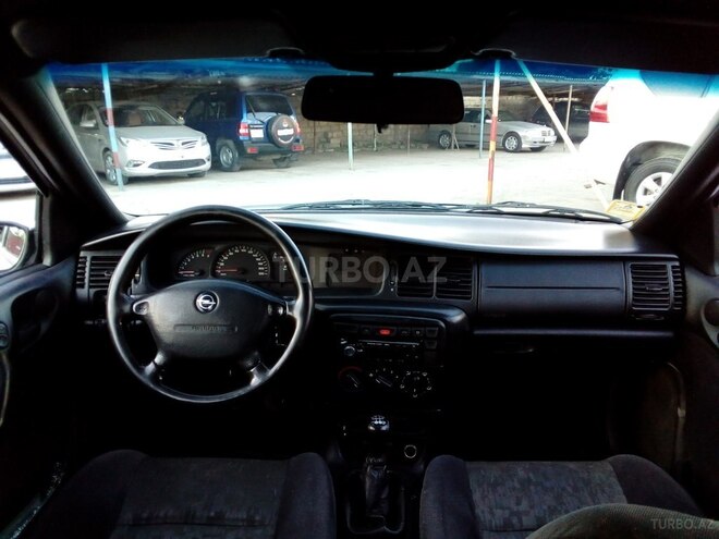 Opel Vectra 1998, 280,000 km - 1.6 l - Bakı