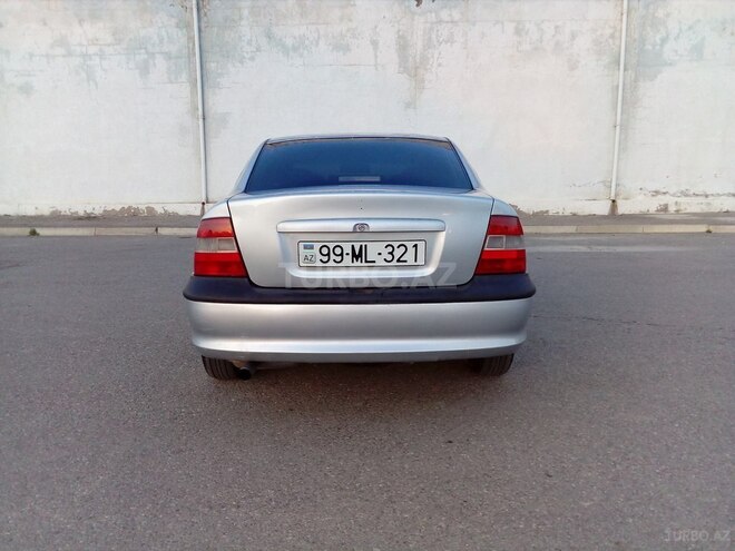 Opel Vectra 1998, 280,000 km - 1.6 l - Bakı