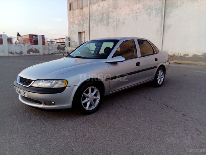 Opel Vectra 1998, 280,000 km - 1.6 l - Bakı