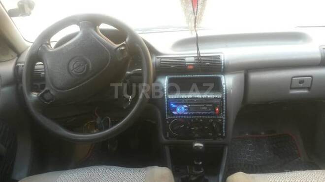 Opel Astra 1992, 350,000 km - 2.0 л - Bakı