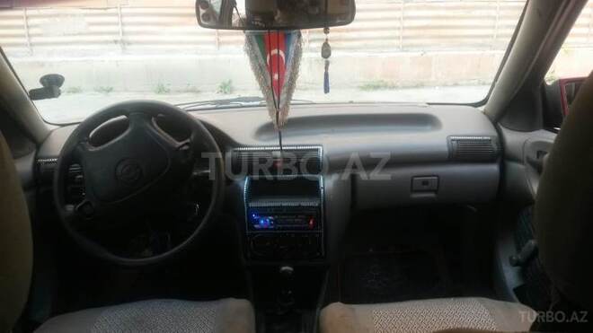 Opel Astra 1992, 350,000 km - 2.0 л - Bakı