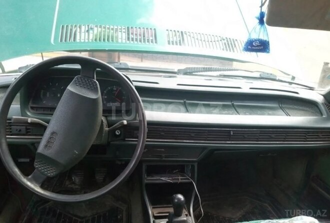 Audi  1986, 500,000 km - 1.8 l - Sumqayıt