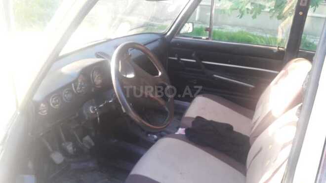 LADA (VAZ) 2106 1990, 170,000 km - 1.6 l - Salyan