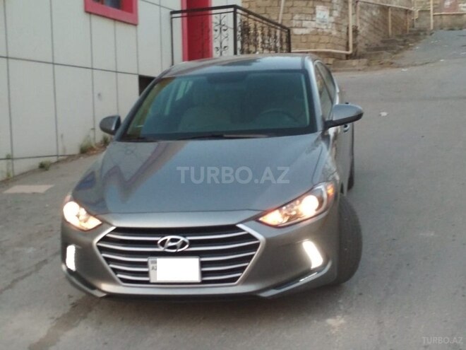 Hyundai Elantra 2017, 21,500 km - 2.0 l - Bakı