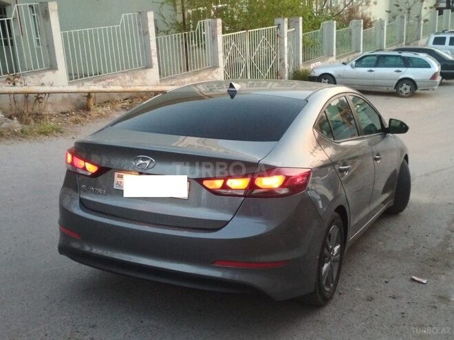 Hyundai Elantra 2017, 21,500 km - 2.0 l - Bakı