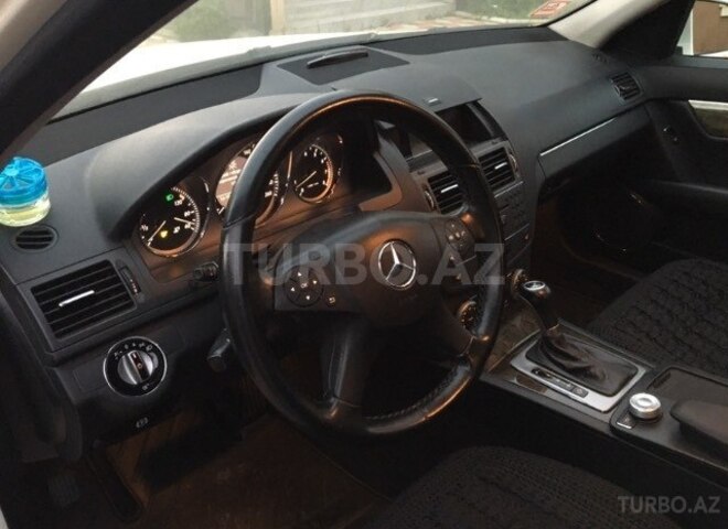 Mercedes C 250 2010, 114,000 km - 2.5 л - Bakı